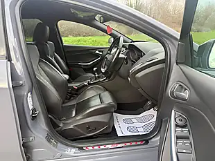 Used 2015 Ford Focus ST-3 Grey - Interior and Exterior details 14