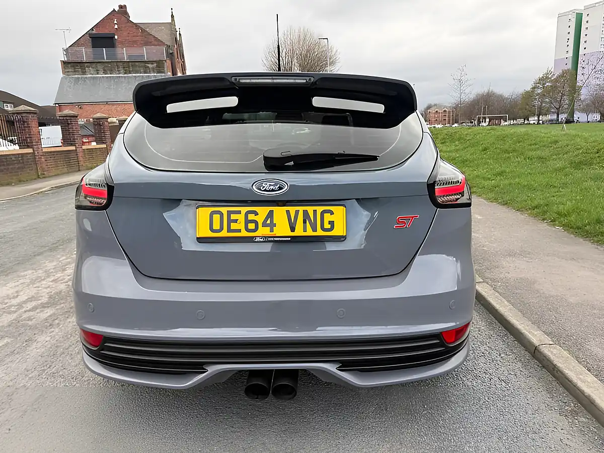 Used 2015 Ford Focus ST-3 Grey - Interior and Exterior details 3