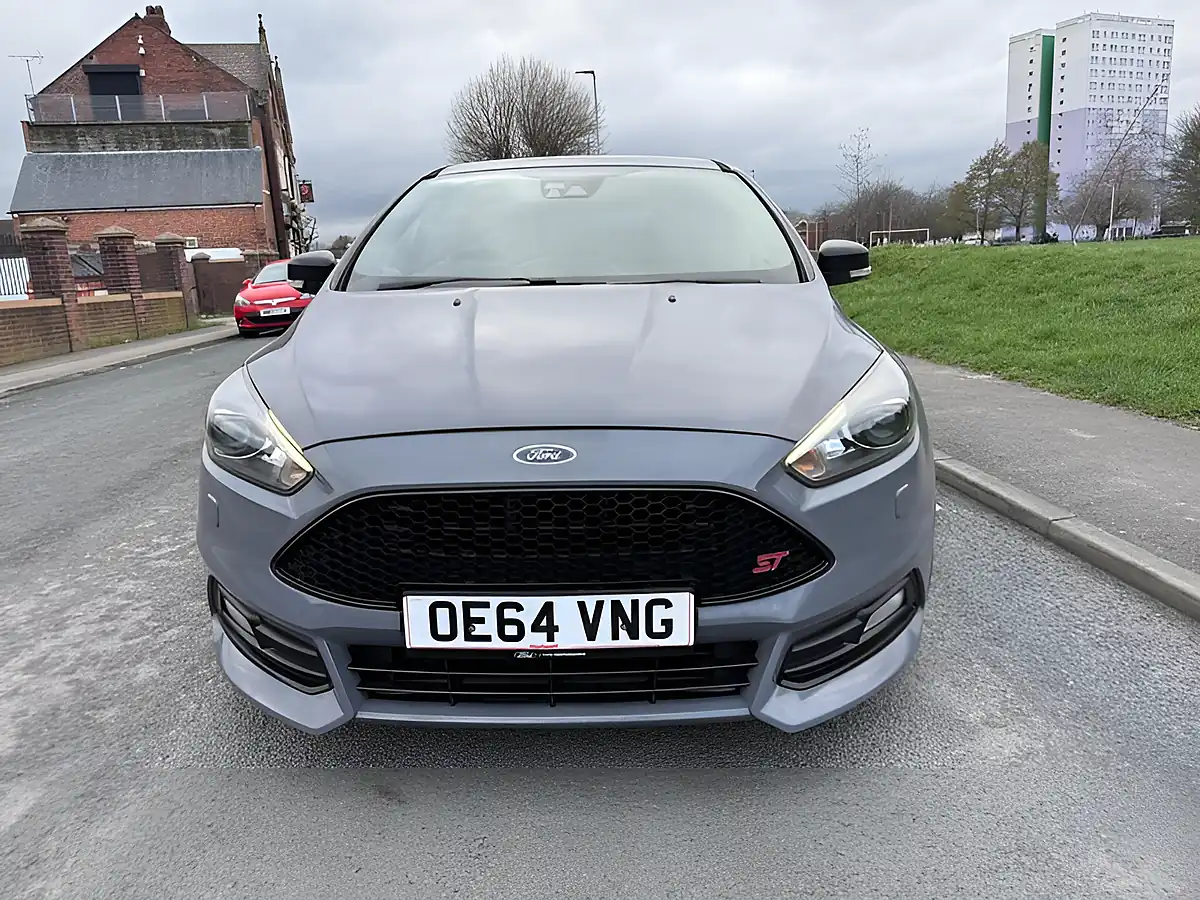 Used 2015 Ford Focus ST-3 Grey - Interior and Exterior details 7
