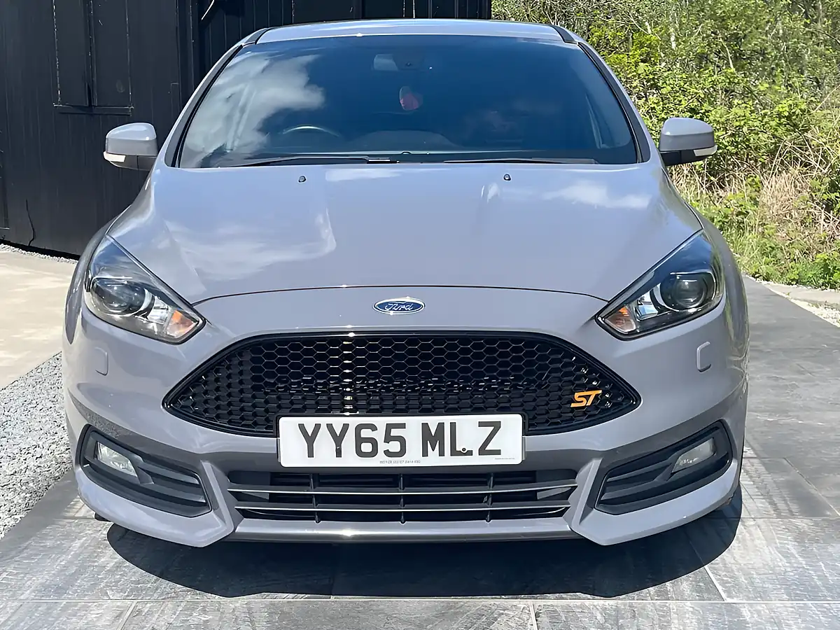 Used 2015 Ford Focus ST-3 Grey - Interior and Exterior details 2