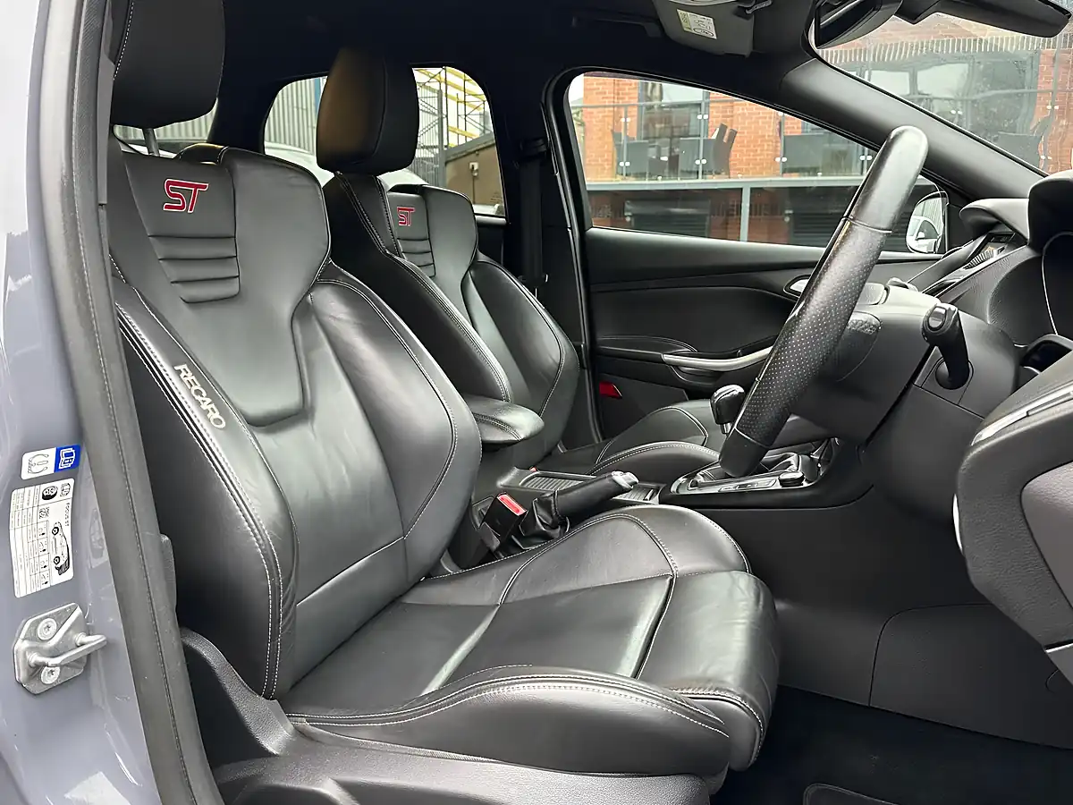 Used 2015 Ford Focus ST-3 Grey - Interior and Exterior details 10