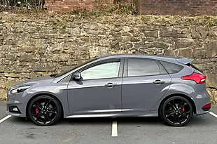 Used 2015 Ford Focus ST-3 Grey - Interior and Exterior details 4