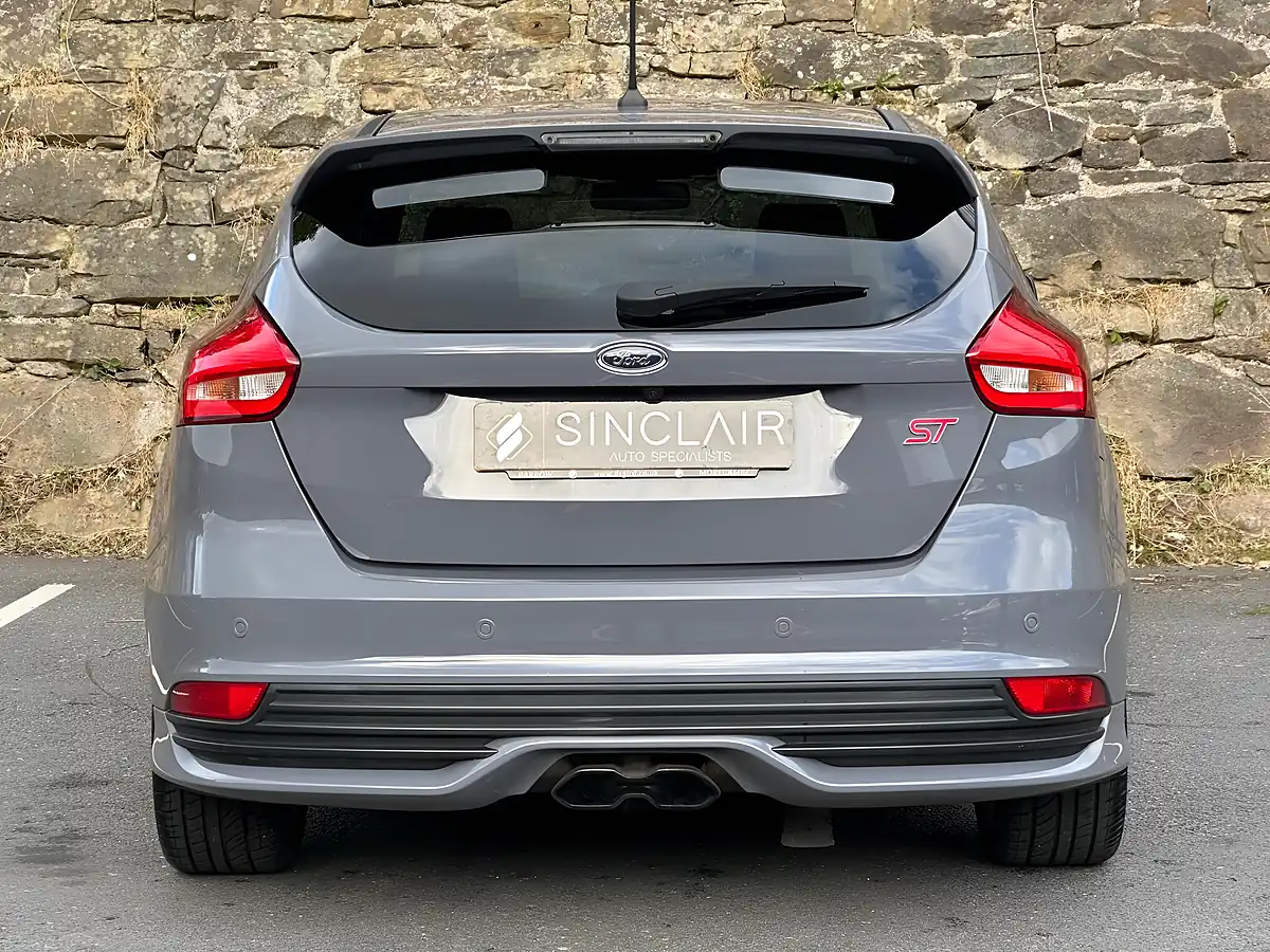 Used 2015 Ford Focus ST-3 Grey - Interior and Exterior details 5