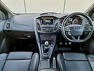 Used 2015 Ford Focus ST-3 Moondust Silver - Interior and Exterior details 11