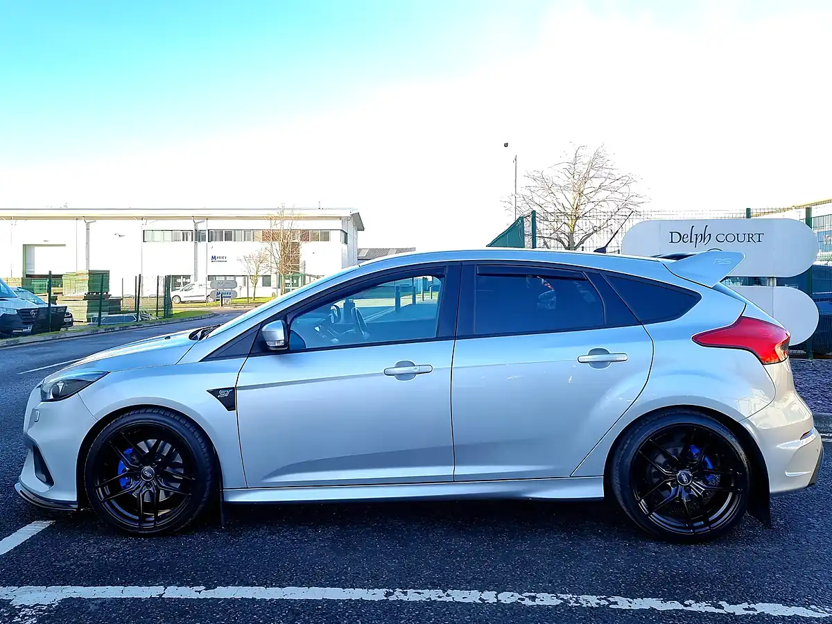 Used 2015 Ford Focus ST-3 Moondust Silver - Interior and Exterior details 6