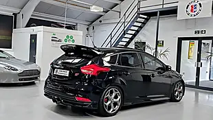 Used 2015 Ford Focus ST-3 Panther Black - Interior and Exterior details 10