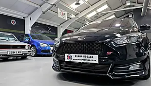 Used 2015 Ford Focus ST-3 Panther Black - Interior and Exterior details 11