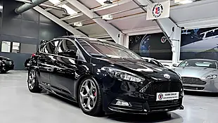 Used 2015 Ford Focus ST-3 Panther Black - Interior and Exterior details 8