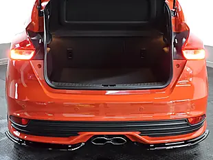 Used 2015 Ford Focus ST-3 Race Red - Interior and Exterior details 16