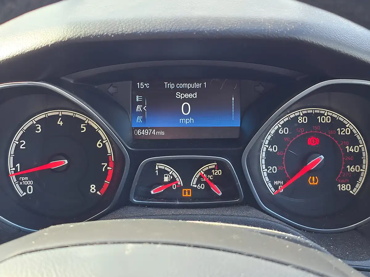 Used 2015 Ford Focus ST-3 Silver - Interior and Exterior details 10