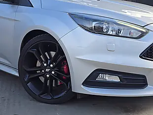 Used 2015 Ford Focus ST-3 Silver - Interior and Exterior details 2