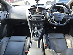 Used 2015 Ford Focus ST-3 Silver - Interior and Exterior details 8