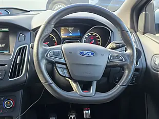 Used 2015 Ford Focus ST-3 Silver - Interior and Exterior details 9