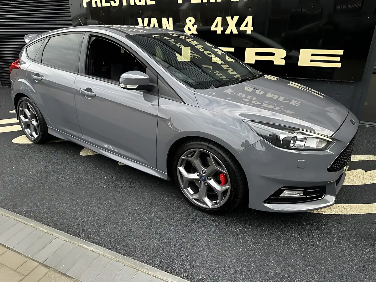 Used 2015 Ford Focus ST-3 Stealth Grey - Front View