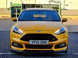 Used 2015 Ford Focus ST-3 Tangerine Scream - Interior and Exterior details 2