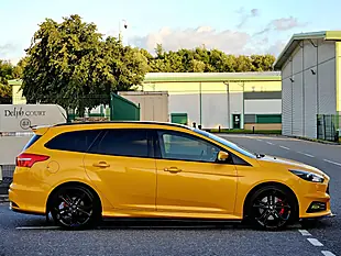 Used 2015 Ford Focus ST-3 Tangerine Scream - Interior and Exterior details 5