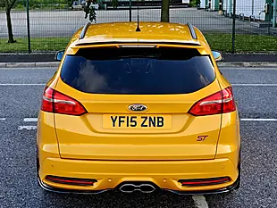 Used 2015 Ford Focus ST-3 Tangerine Scream - Interior and Exterior details 8
