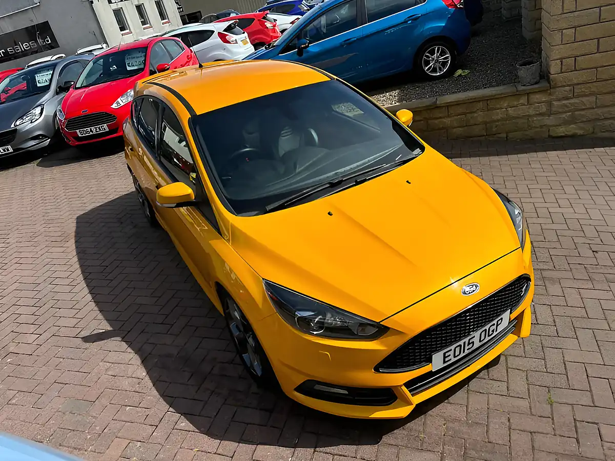 Used 2015 Ford Focus ST-3 Yellow - Interior and Exterior details 15