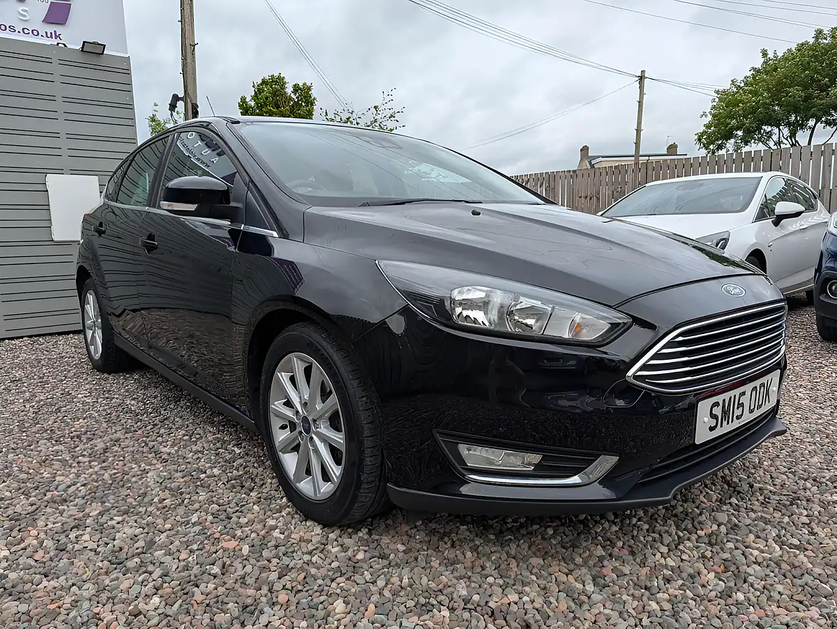 Used 2015 Ford Focus Titanium Black - Front View