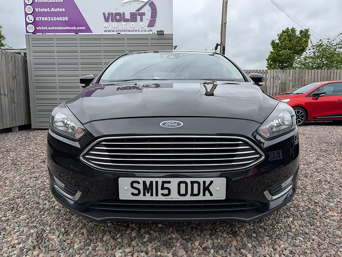 Used 2015 Ford Focus Titanium Black - Interior and Exterior details 3