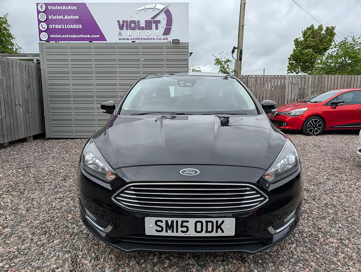 Used 2015 Ford Focus Titanium Black - Interior and Exterior details 7