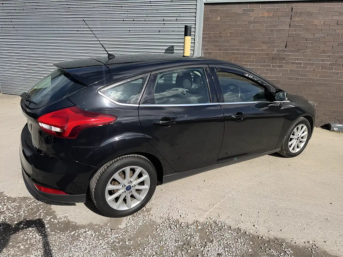 Used 2015 Ford Focus Titanium Black - Interior and Exterior details 11