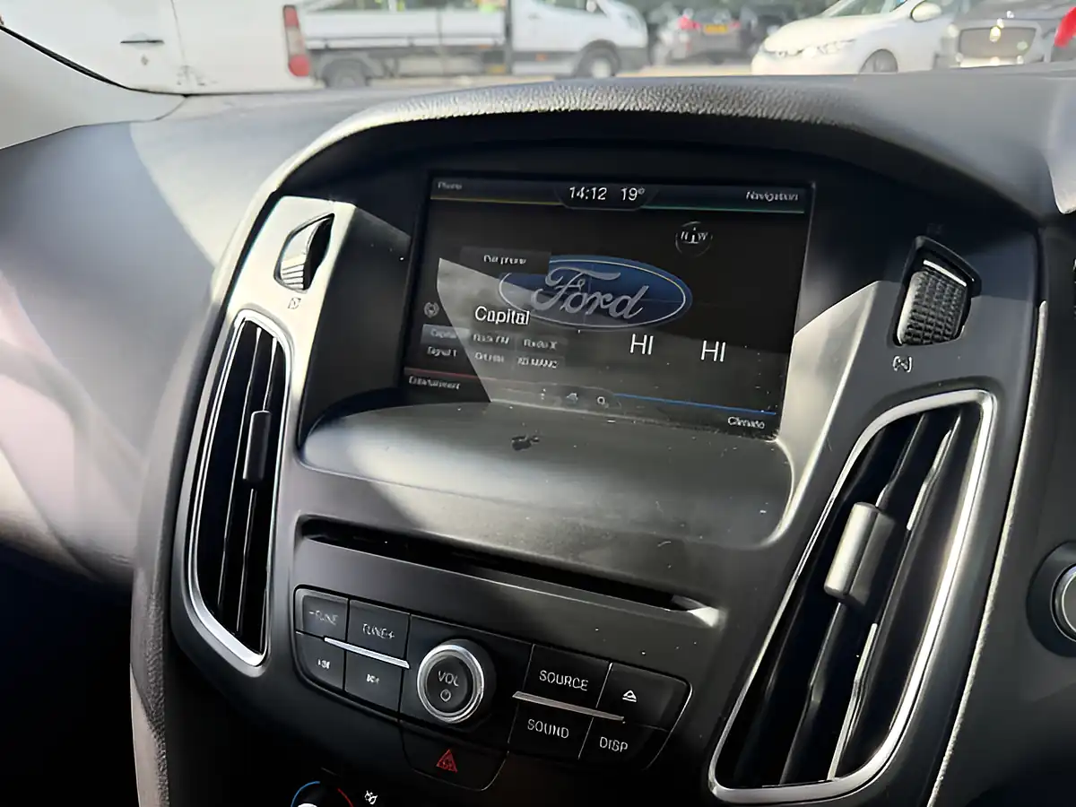 Used 2015 Ford Focus Titanium Black - Interior and Exterior details 19
