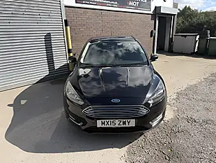 Used 2015 Ford Focus Titanium Black - Interior and Exterior details 4