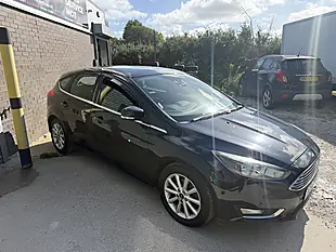 Used 2015 Ford Focus Titanium Black - Interior and Exterior details 8