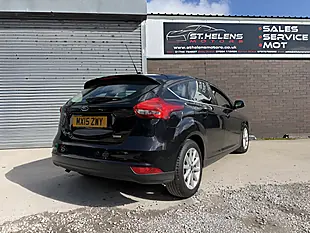 Used 2015 Ford Focus Titanium Black - Interior and Exterior details 9
