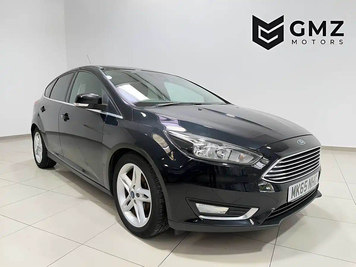 Used 2015 Ford Focus Titanium Black - Front View