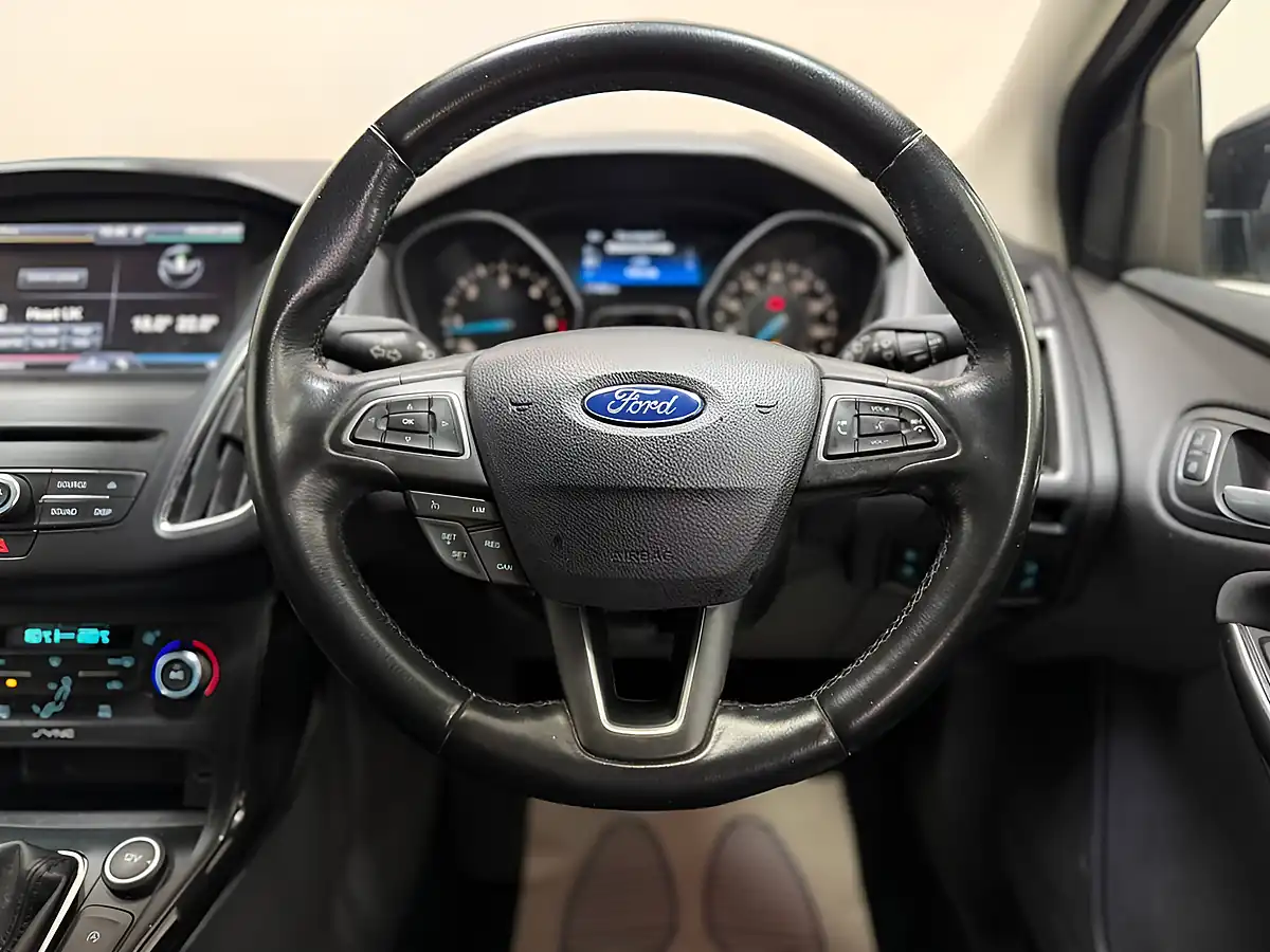 Used 2015 Ford Focus Titanium Black - Interior and Exterior details 14