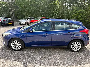 Used 2015 Ford Focus Titanium Blue - Interior and Exterior details 4