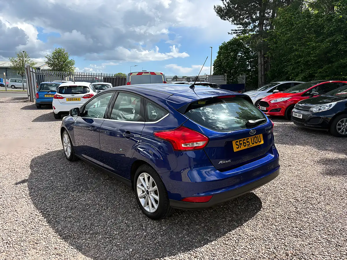 Used 2015 Ford Focus Titanium Blue - Interior and Exterior details 5