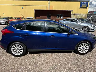 Used 2015 Ford Focus Titanium Blue - Interior and Exterior details 8