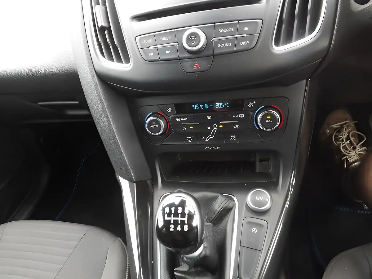 Used 2015 Ford Focus Titanium Blue - Interior and Exterior details 14