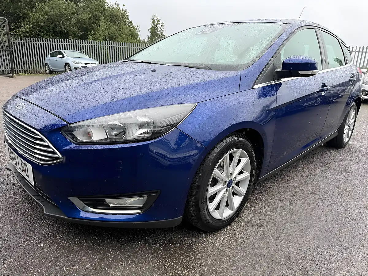 Used 2015 Ford Focus Titanium Blue - Interior and Exterior details 3