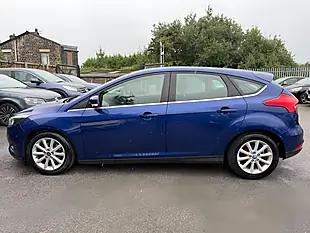 Used 2015 Ford Focus Titanium Blue - Interior and Exterior details 4