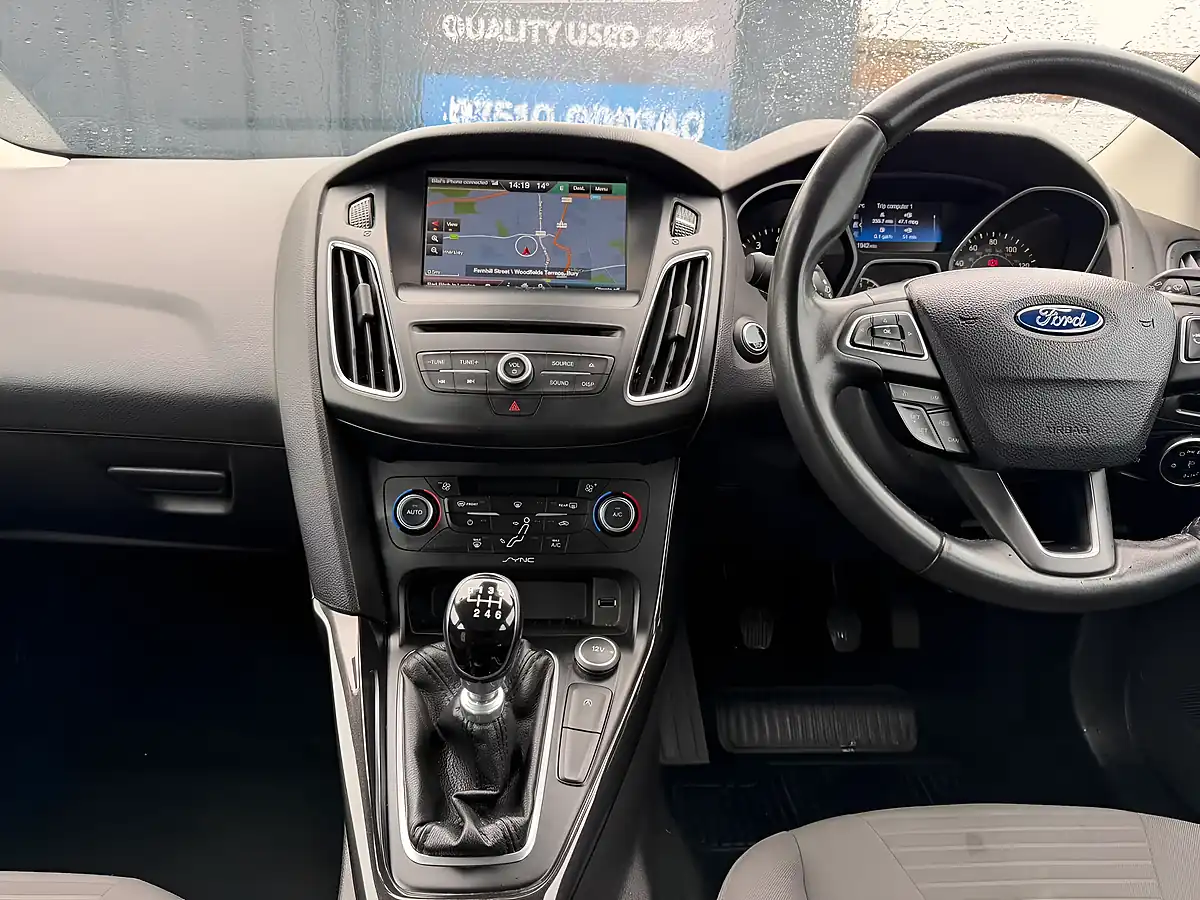 Used 2015 Ford Focus Titanium Blue - Interior and Exterior details 9