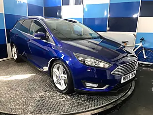 Used 2015 Ford Focus Titanium Deep Impact Blue - Interior and Exterior details 3