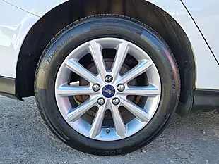Used 2015 Ford Focus Titanium Frozen White - Interior and Exterior details 12