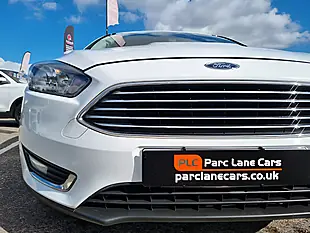 Used 2015 Ford Focus Titanium Frozen White - Interior and Exterior details 14