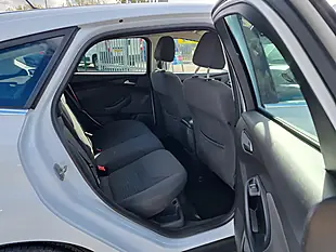 Used 2015 Ford Focus Titanium Frozen White - Interior and Exterior details 15
