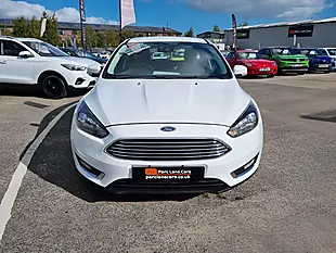 Used 2015 Ford Focus Titanium Frozen White - Interior and Exterior details 3