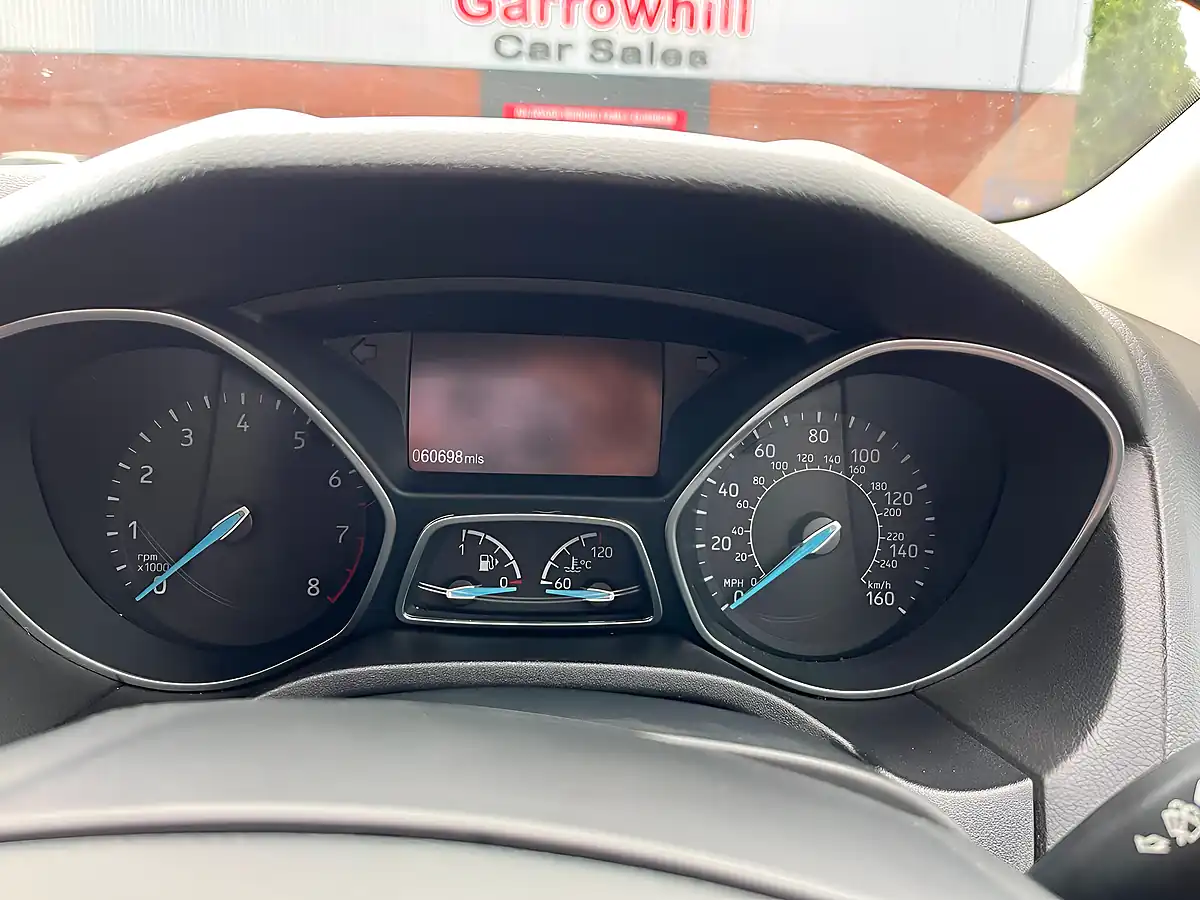 Used 2015 Ford Focus Titanium Grey - Interior and Exterior details 12
