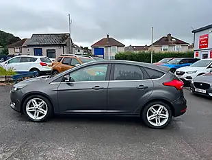 Used 2015 Ford Focus Titanium Grey - Interior and Exterior details 9