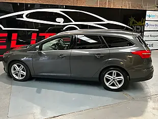 Used 2015 Ford Focus Titanium Grey - Interior and Exterior details 11