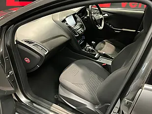 Used 2015 Ford Focus Titanium Grey - Interior and Exterior details 12