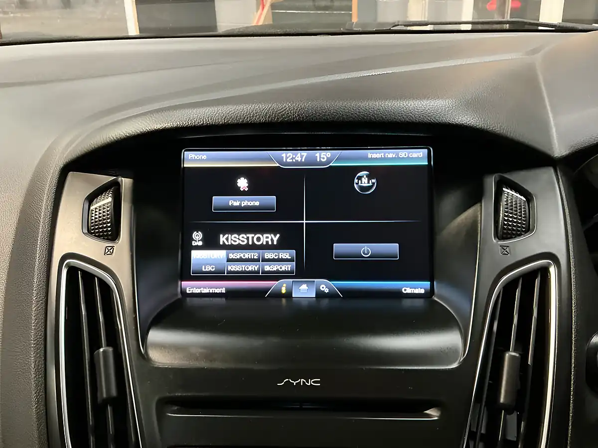 Used 2015 Ford Focus Titanium Grey - Interior and Exterior details 14