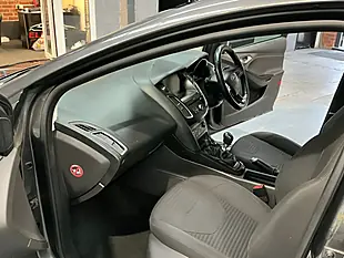 Used 2015 Ford Focus Titanium Grey - Interior and Exterior details 15